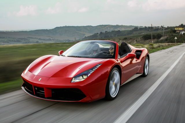 FERRARI 488 SPIDER